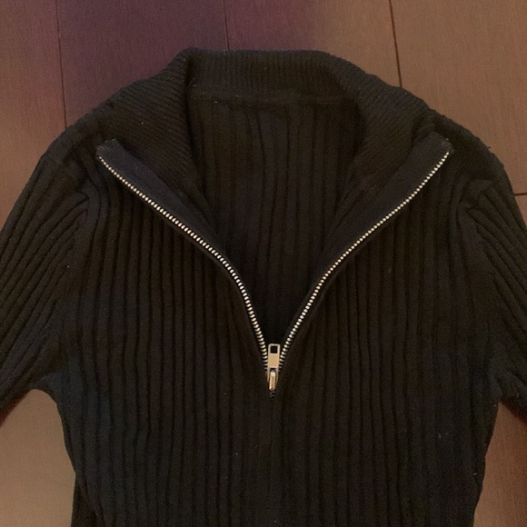 Black knit sweater - Picture 2 of 2